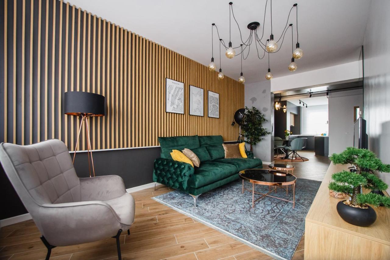 Central Designer Loft At Eas Residence Oradea Exterior photo